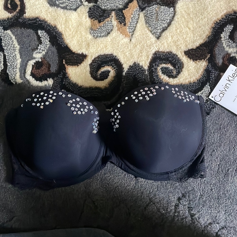 Black Bra